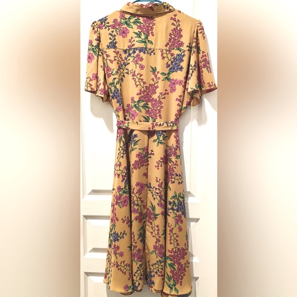 Nanette Lepore Floral Chiffon Button Up Shirtdress w Pintucks & Flutter Sleeves - Picture 6 of 9